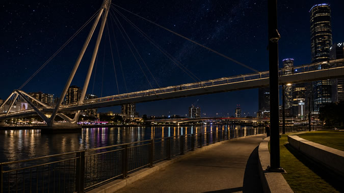 Queen's Wharf Riverside